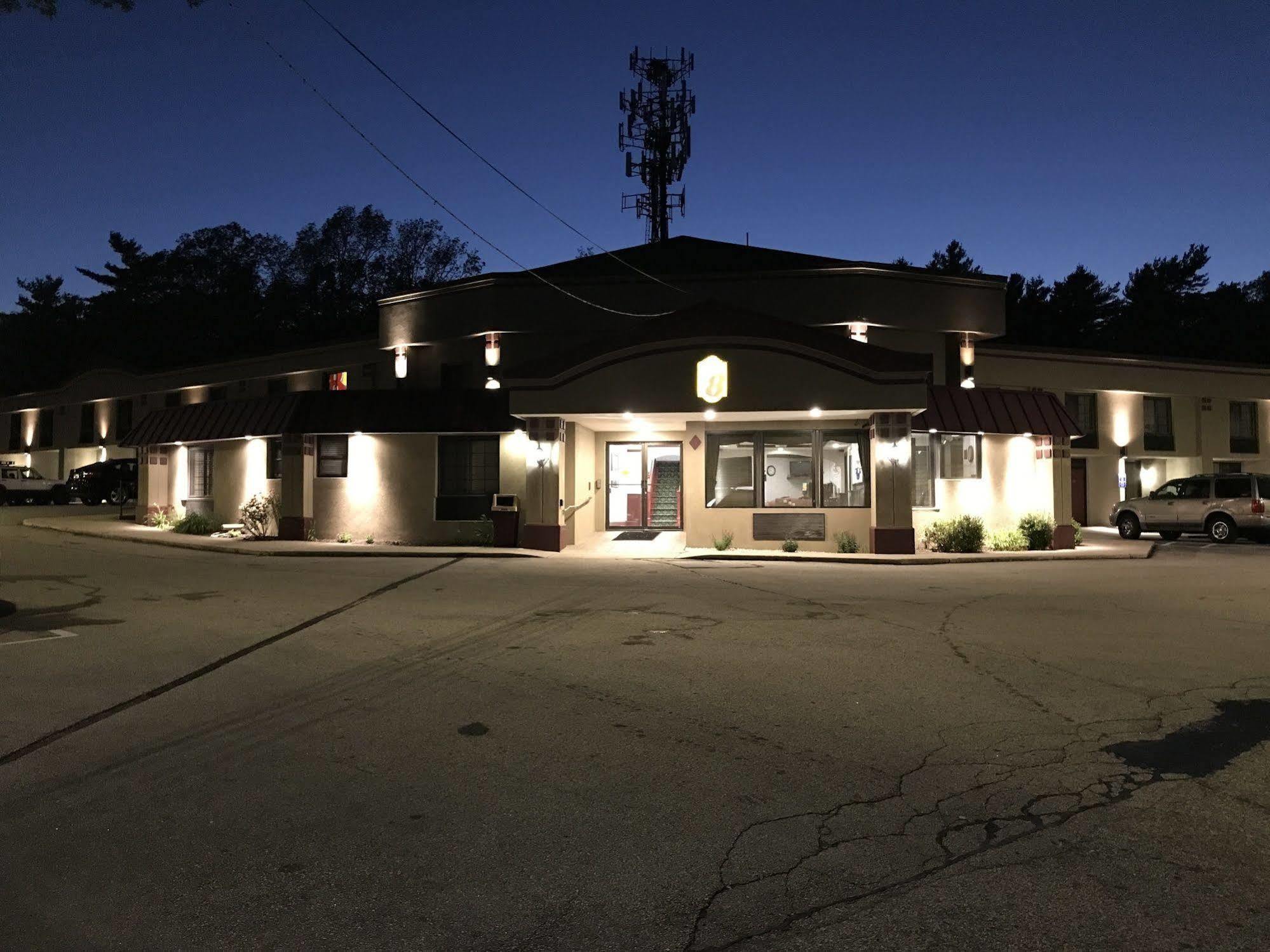 Super 8 by Wyndham West Greenwich/Providence Exterior foto